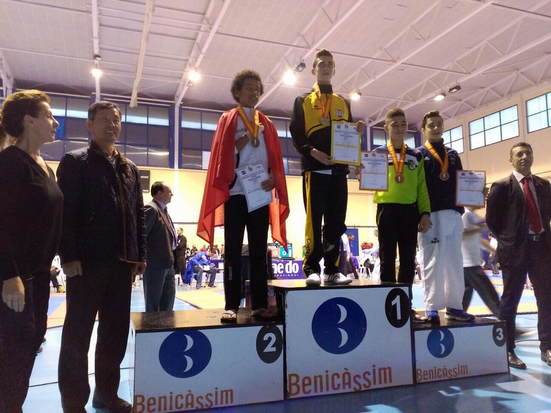 CLUBES NAVARROS EN EL CAMPEONATO DE ESPAÑA 2015